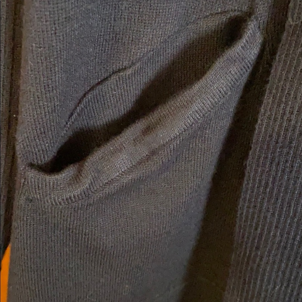 Cardigan - Picture 3 of 4